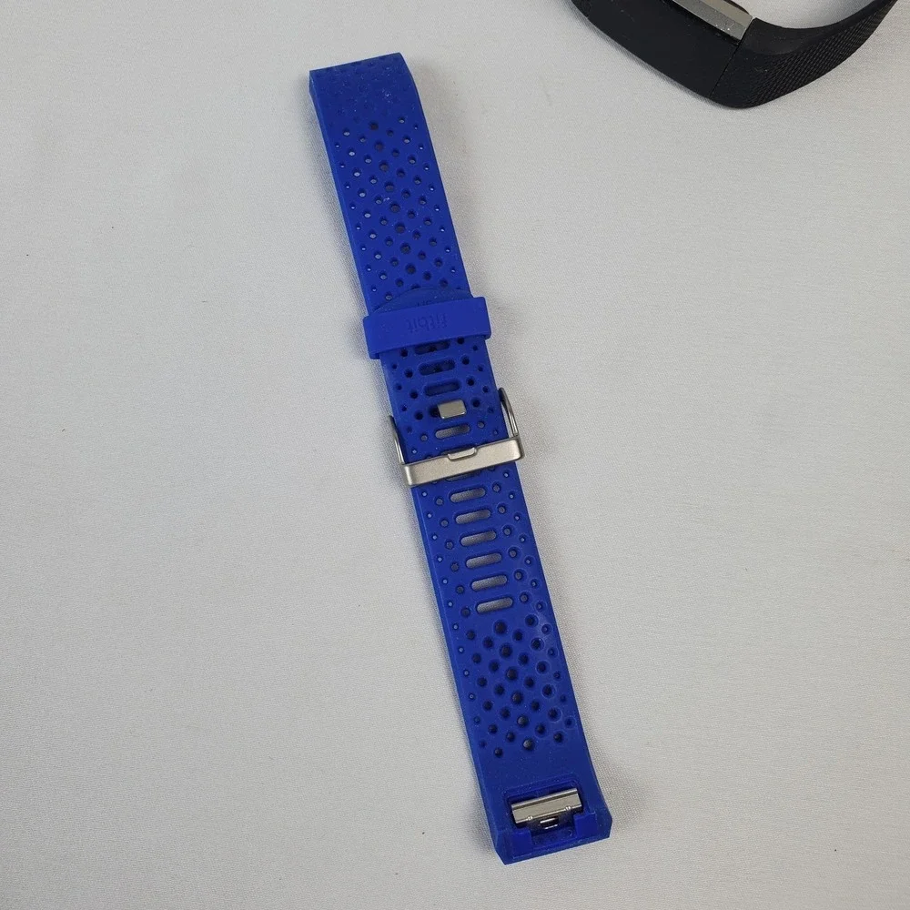 Fitbit Charge 2 Black Band w/ Cable, Extra Band - CRACKED SCREEN FOR PARTS